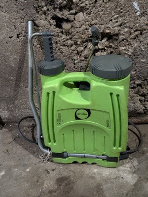 Pompa manuală de gradina  - imagine 3