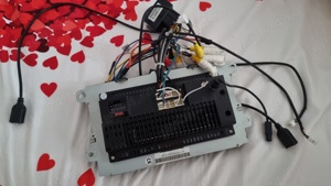 Vand navigatie android 9 inch 2gb ram si 32gb rom - imagine 2