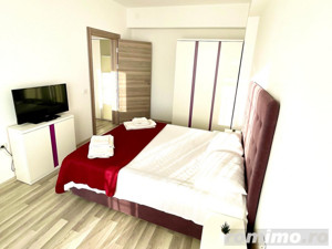 2 cam 56ms short/long term Summerland  Mamaia Vedere la mare,  - imagine 5