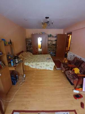 Apartament cu 2 camere decomandat pe Valea Prahovei - imagine 3