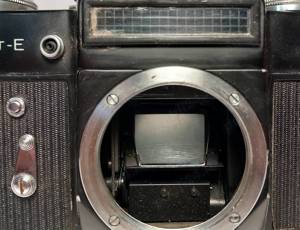 Zenit E cu obiectiv Helios-44-2 58mm f 2 M42 - imagine 6