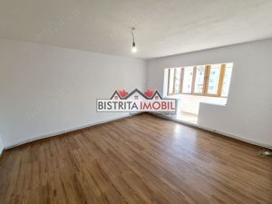 Apartament 3 camere, zona centrala - Magnolia, etaj 3, decomandat - imagine 2