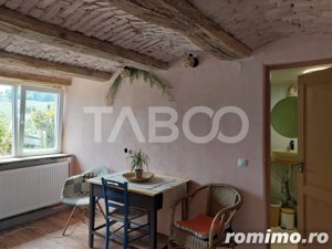 Casa in Marpod 30 km de Sibiu toate utilitatile 3 camere teren 961 mp - imagine 13