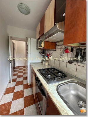 Apartament 3 camere de vanzare zona Groapa - imagine 11