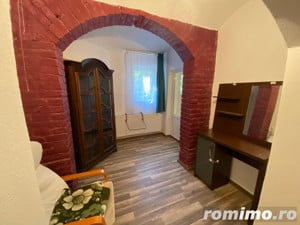 Apartament 2 camere semidecomandate la casa, Parcul Sub Arini - imagine 3