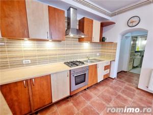 Garsoniera spatioasa de inchiriat in Centrul Istoric al Brasovului - imagine 18