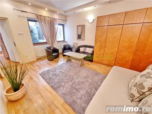 Garsoniera spatioasa de inchiriat in Centrul Istoric al Brasovului - imagine 3