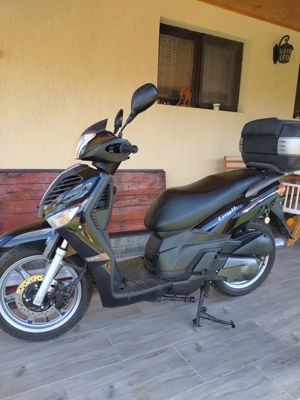 Keeway 125 600 km  se conduce cu b ul - imagine 6