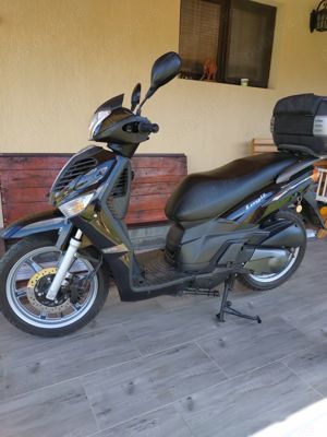 Keeway 125 600 km  se conduce cu b ul - imagine 3