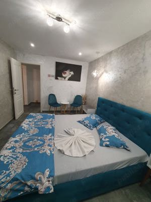 Închiriez Regim hotelier. 2 apartamente cu 1 cameră si cu 2 camere  - imagine 2