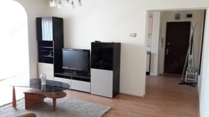 Inchiriez apartament 3 camere Stefan cel Mare