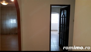 Vand apartament cu 2 camere,decomandat,zona Simion Barnutiu - imagine 6