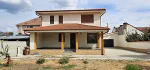 Casa 4 camere de inchiriat, P-ta Ghioceilor Iosia