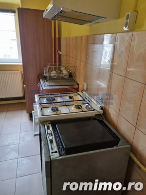 Apartament 3 camere DECOMANDAT 80 mp ETAJ 8/8 LIFT - PĂCURARI-PETROM - imagine 8