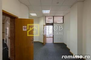 Spatiu comercial P+1, Buhusi, central, jud Bacau - imagine 12