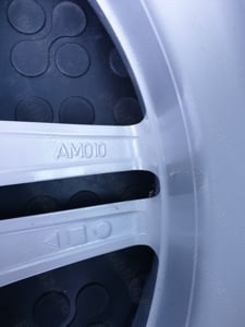 Janta Mercedes / 17  A204 401 4502 - imagine 3