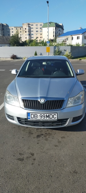 Vând SKODA OCTAVIA 2 face lift 1.6 diesel  - imagine 6 Vând SKODA OCTAVIA 2 face lift 1.6 diesel  - imagine 6