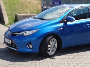 Toyota Auris hybrid