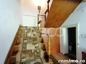 Casa in zona Centrala din Sibiu cu 6 camere garaj pivnita teren 585 mp - imagine 15