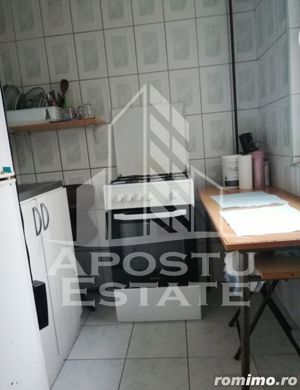 Apartament cu 2 camere, semidecomandat situat in zona Sagului et 1 - imagine 5