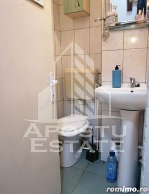 Apartament cu 2 camere, semidecomandat situat in zona Sagului et 1 - imagine 7