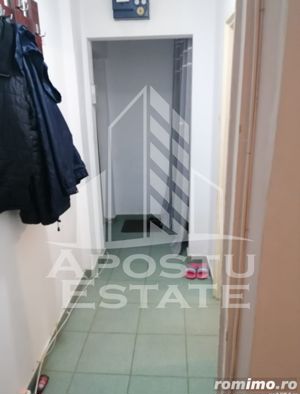 Apartament cu 2 camere, semidecomandat situat in zona Sagului et 1 - imagine 6