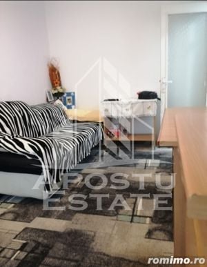 Apartament cu 2 camere, semidecomandat situat in zona Sagului et 1