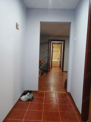 Apartament 2 camere Brosteni - imagine 4