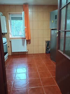 Apartament 2 camere Brosteni - imagine 8