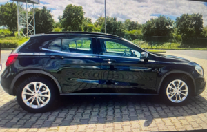 Mercede-Benz GLA 180 - imagine 7