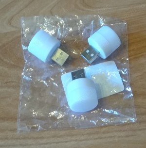 Set de 3 x Lampa de Veghe USB cu Led Alb Cald la 5V 4W- Germania
