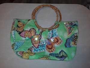 Particular! Poșetă plajă cu mânere bambus