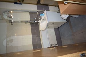 Apartament 3 camere decomandat, parter inalt, centrala gaz, 2 bai, Micalaca, Miorita, Arad - imagine 5