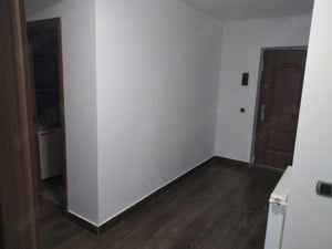 Proprietar inchiriez apart.3 cam.dec. Coresi - imagine 3