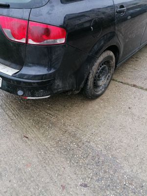 Seat Altea XL 1,9 tdi, an 2010 - imagine 5