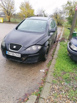 Seat Altea XL 1,9 tdi, an 2010 - imagine 3