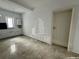 Apartament cu 2 camere, la asfalt, hotel IQ, etaj intermediar cu lift. - imagine 8