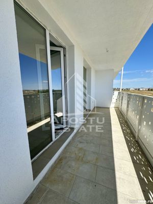 Apartament cu 2 camere, la asfalt, hotel IQ, etaj intermediar cu lift. - imagine 12