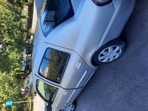 Vand Renault Symbol. - imagine 4 Vand Renault Symbol. - imagine 4