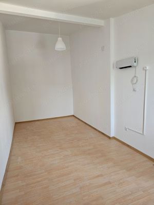 Casă de vânzare 3 camere, București sector 1,   165.000 - imagine 2