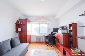 De Vânzare: Apartament Ultracentral cu 4 Camere pe Bulevardul Magheru - imagine 19