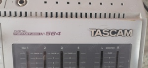 mixer audio  Tascam  - imagine 4