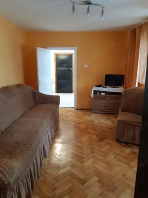 vand apartament Caransebeș 2 camere - imagine 7