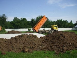 Ofer pamant pentru umpluturi cantitate