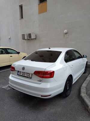 Volkswagen Jetta 2015 diesel 2.0 euro 6 110cp - imagine 2