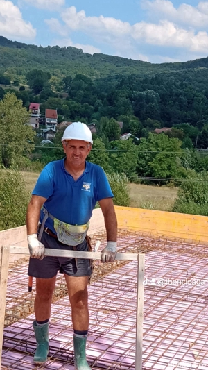 execut lucrari la rosu in Rm Vâlcea și imprejurimi.