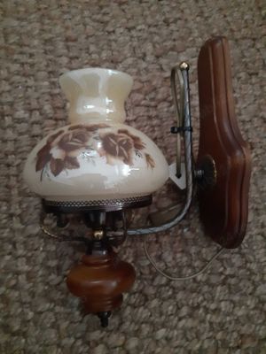 Aplica, lampa cu abajur