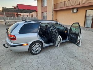 de vanzare volvo v40 - imagine 3