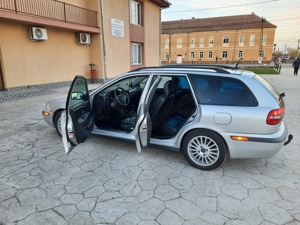 de vanzare volvo v40 - imagine 4