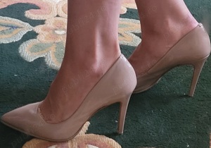 Pantofi stileto nude din piele